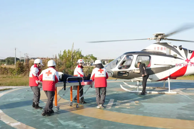 无锡市红十字会举行2025年红十字捐赠人联谊活动